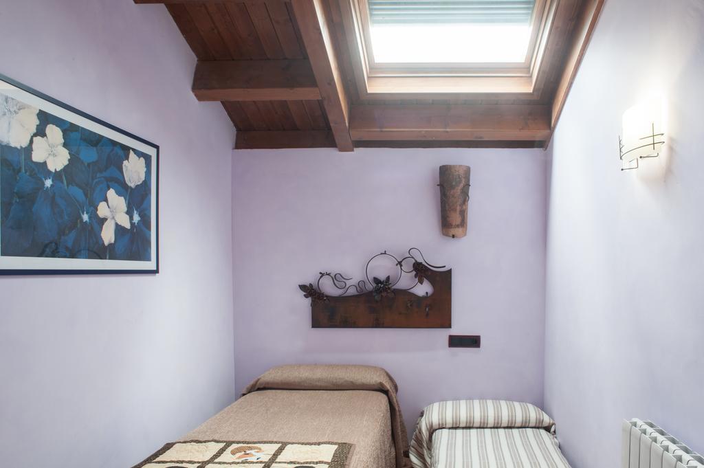 Mas La Riera Guest House Campdevánol Стая снимка