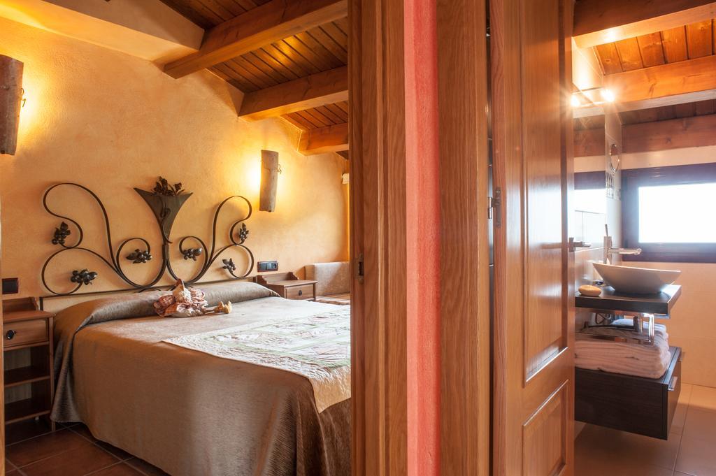 Mas La Riera Guest House Campdevánol Стая снимка